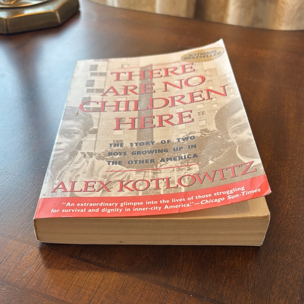 Anne Frank: The Diary of a Young Girl - Definitive Edition & There Are No Childr - Picture 11 of 11